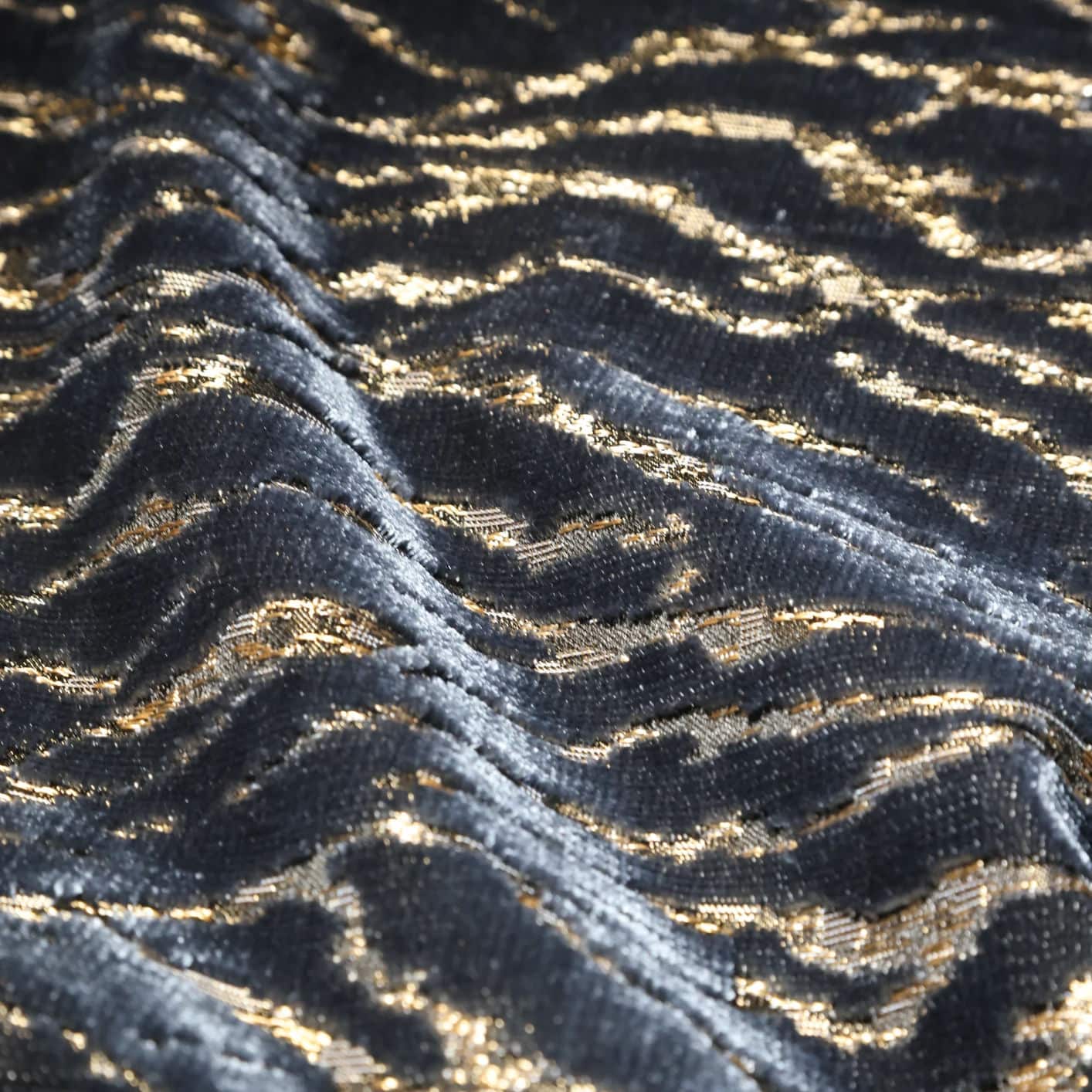 JBL Jacquard Velvet Penyesuaian Tiger Pattern Cut-Pile Fabric Tekstil Rumah Mewah untuk Sofa
